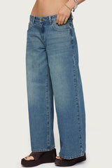 Petite Vyxen Vintage Washed Low Rise Jeans